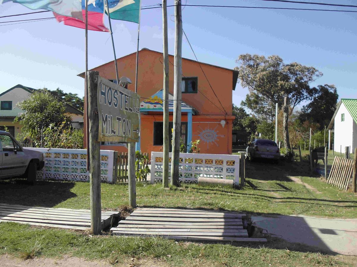 Hostel Lo De Milton Barra de Valizas Eksteriør billede