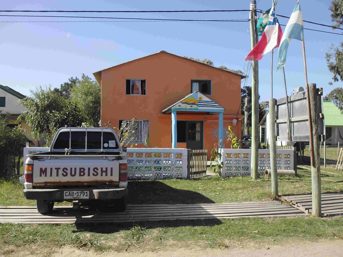 Hostel Lo De Milton Barra de Valizas Eksteriør billede